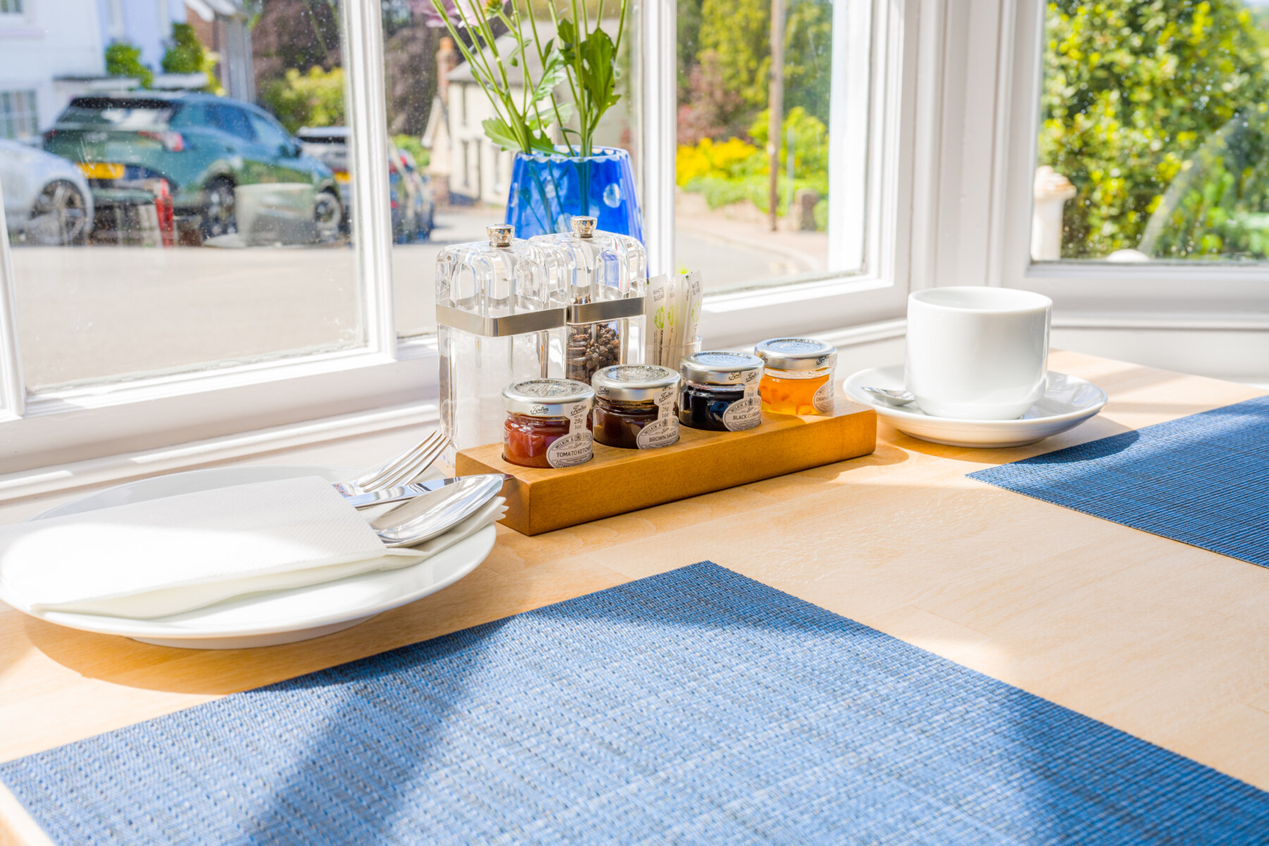 Dining area 3